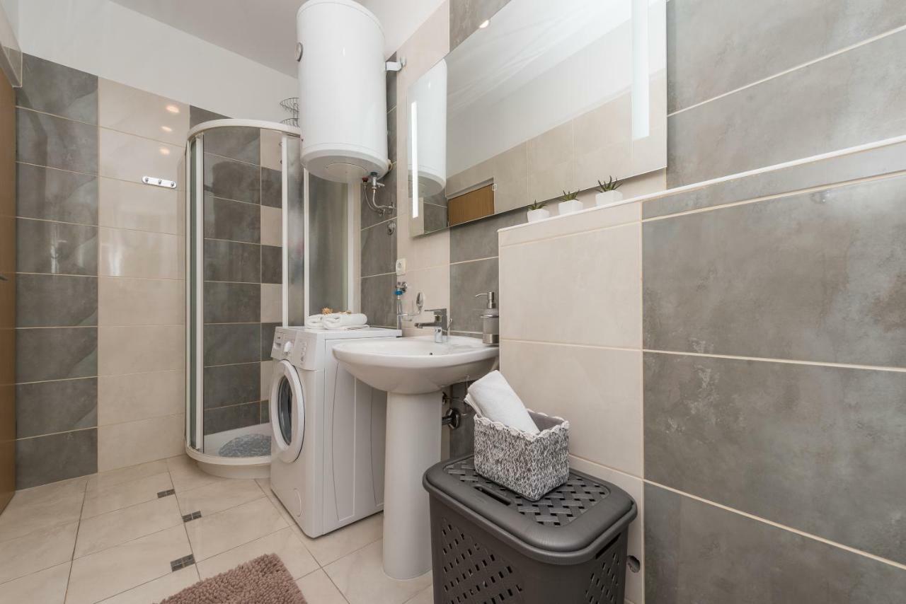 Portos Apartment Zadar Eksteriør billede